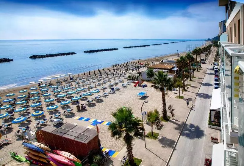 Hotel Ideal