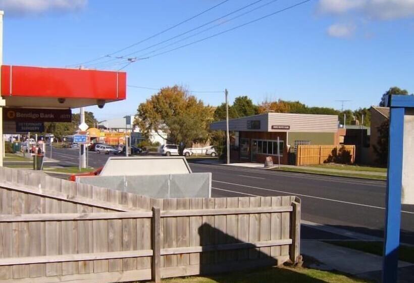 Inverloch Cabins & Apartments