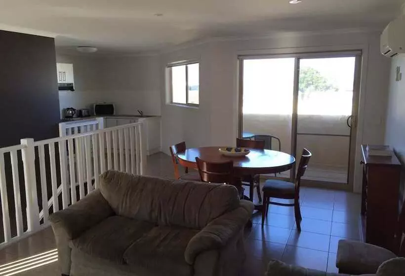 Inverloch Cabins & Apartments