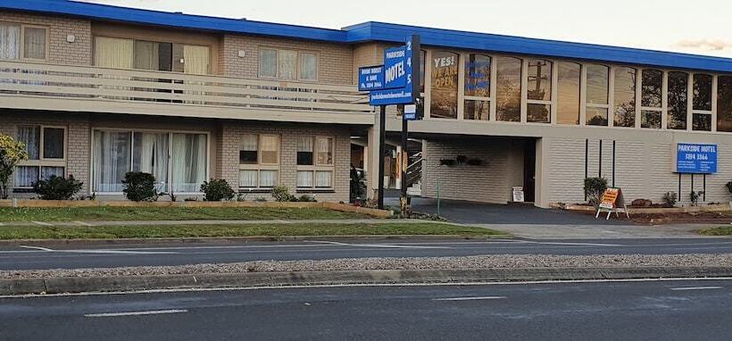 Morwell Parkside Motel