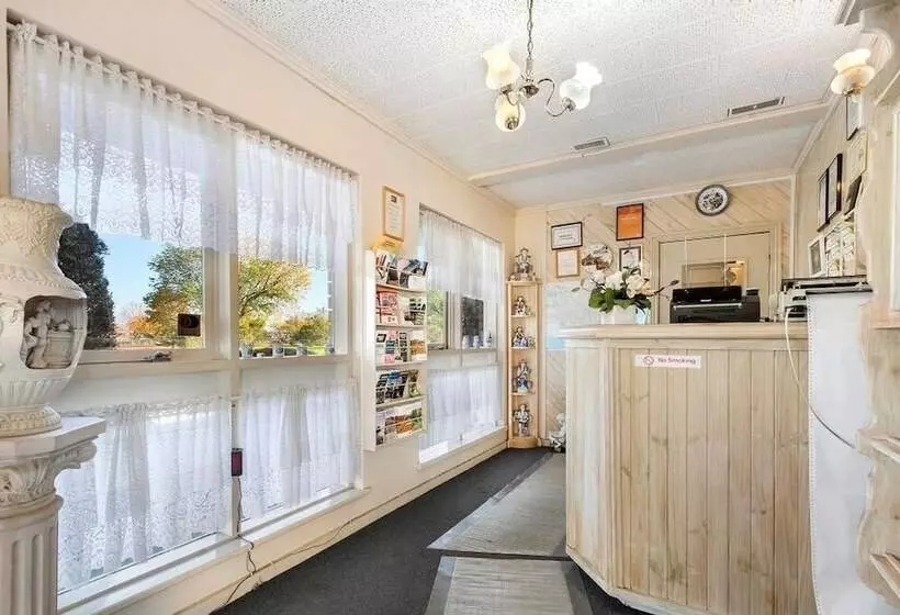 Morwell Parkside Motel