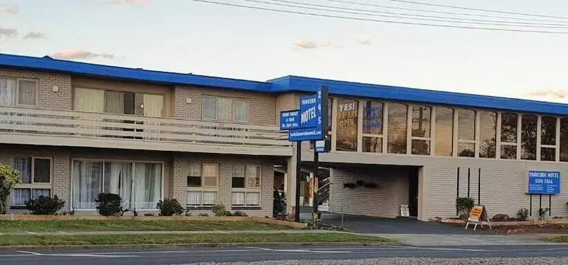 Morwell Parkside Motel