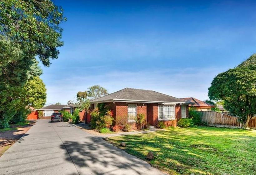 بنسيون Ivy Units Glen Waverley