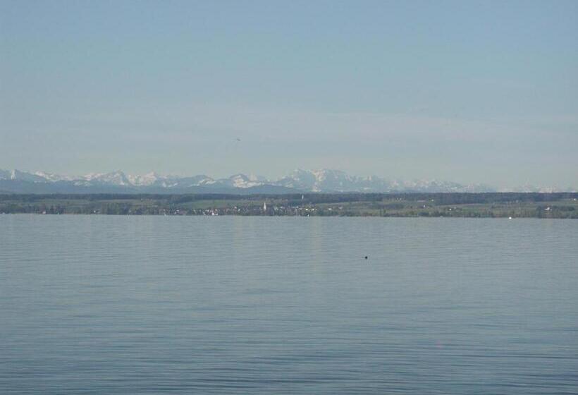 Majatalo Strandhaus Hagnau