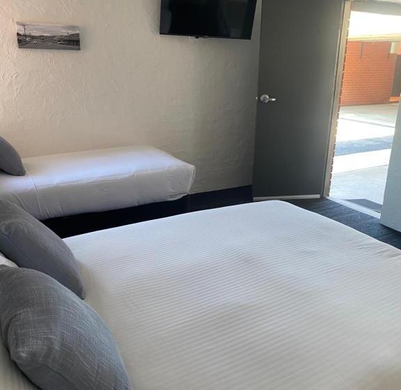 Railway Motel Myrtleford