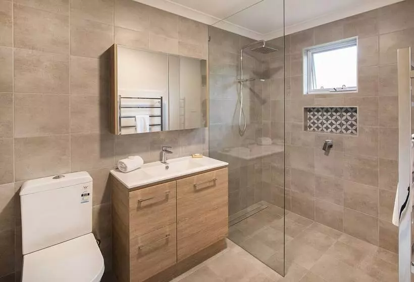 استراحتگاه Dunsborough Beach Cottages