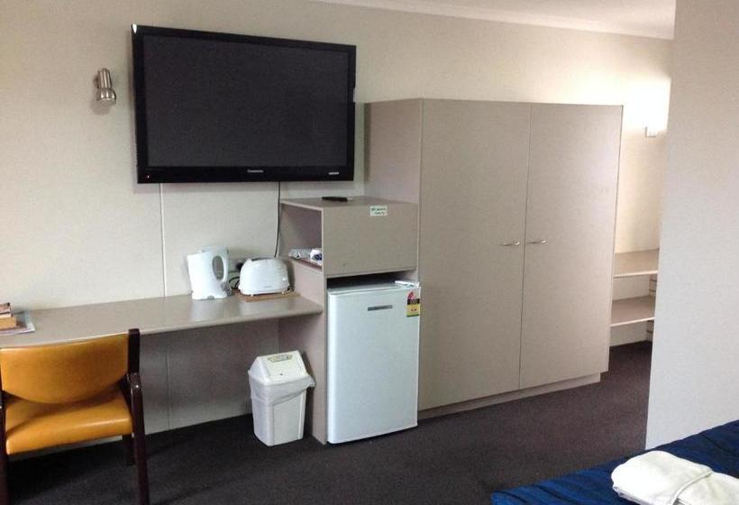 Tannum Sands Hotel / Motel