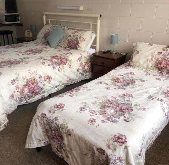 Alpine Country Motel And Metro Roadhouse Cooma