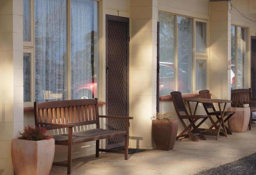 Alpine Country Motel And Metro Roadhouse Cooma