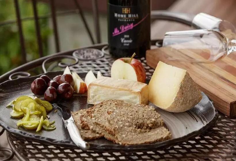 Ambience On Huon Bed & Breakfast