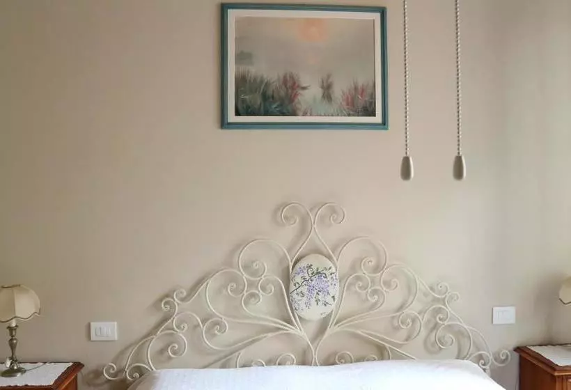 B&b Casa Elena Room And Apartments With Parking
