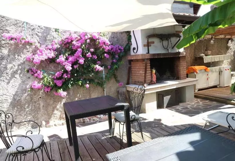B&b Casa Elena Room And Apartments With Parking