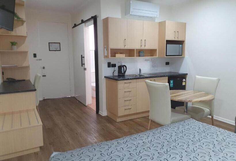 Carriers Arms Hotel Motel