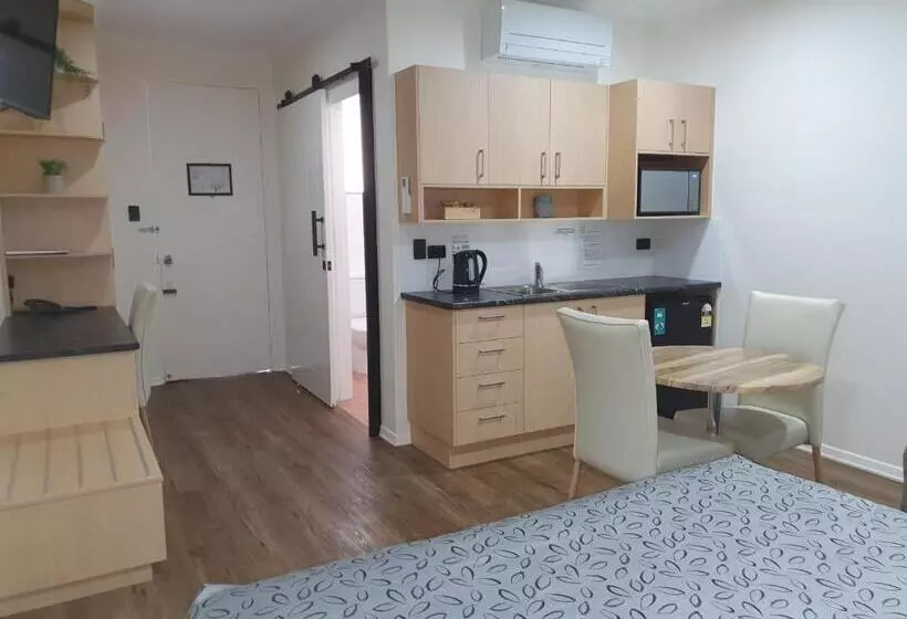 Carriers Arms Hotel Motel