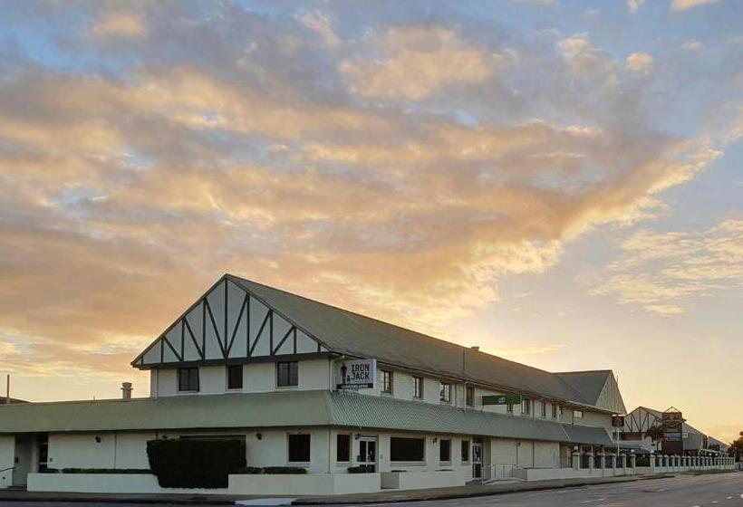 Carriers Arms Hotel Motel