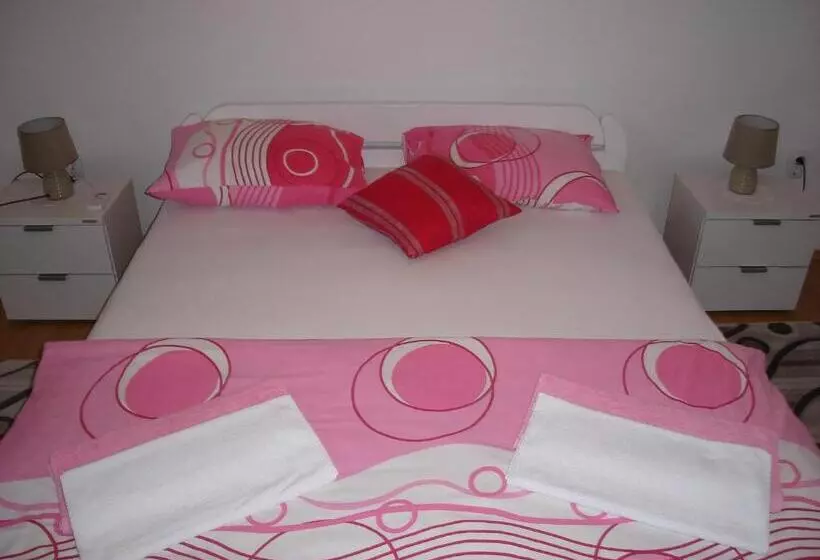 پانسیون Guest House Konak Kod Danke
