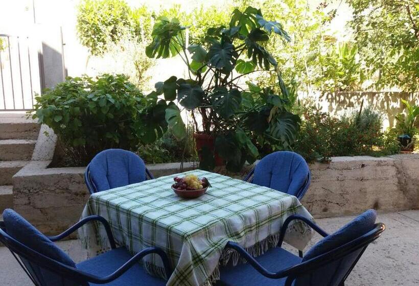 پانسیون Guest House Konak Kod Danke