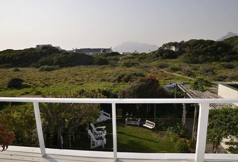 بنسيون Guinea Fowl House