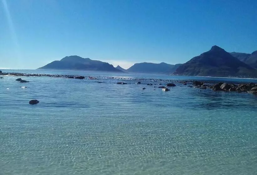 Majatalo Guinea Fowl House