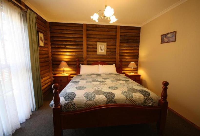 Курорт Halls Gap Log Cabins