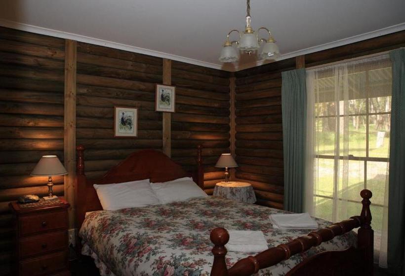 Курорт Halls Gap Log Cabins