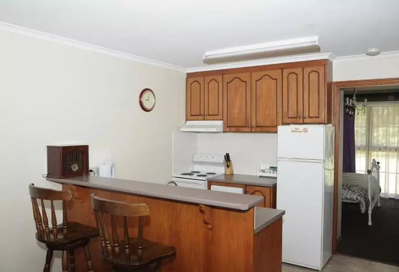 リゾートホテル Halls Gap Log Cabins