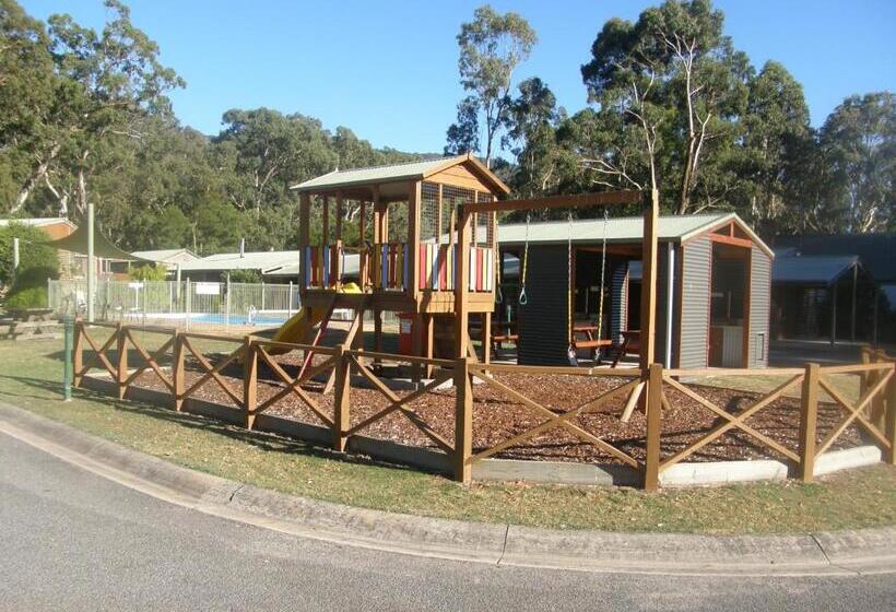 Курорт Halls Gap Log Cabins