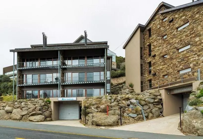 Alpine Woodsmoke Apartments