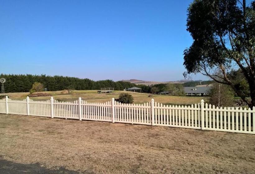 مبيت وإفطار Cleggett Estate