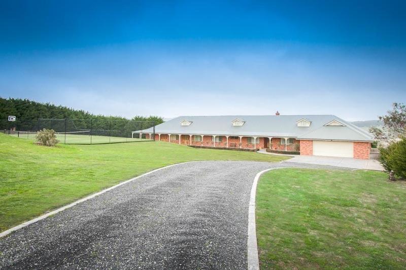 مبيت وإفطار Cleggett Estate