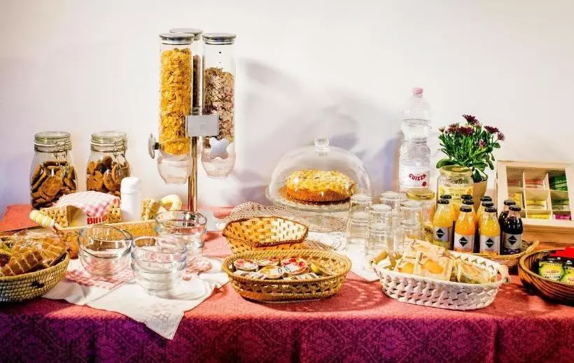 ベッドアンドブレックファースト La Finestra Sul Conero