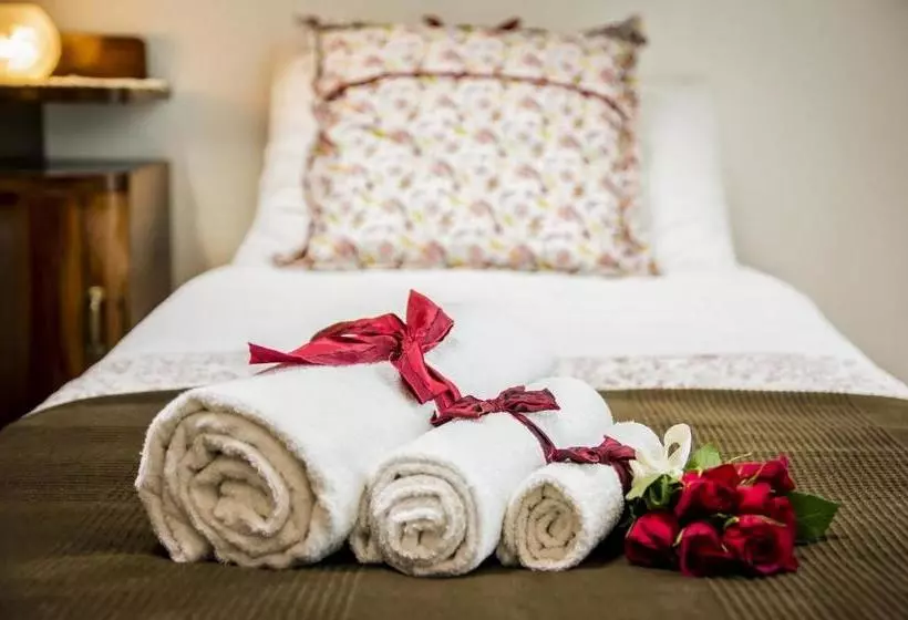 ベッドアンドブレックファースト La Finestra Sul Conero