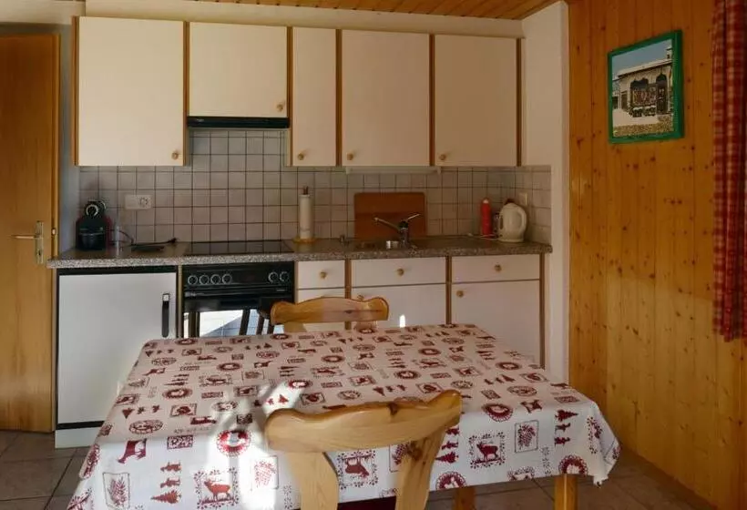 Aamiaismajoitus (B&B) Waldruhe