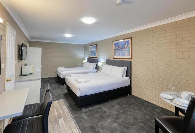 Canowindra Riverview Motel