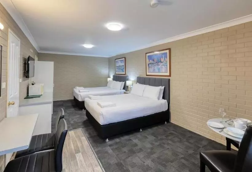 Canowindra Riverview Motel