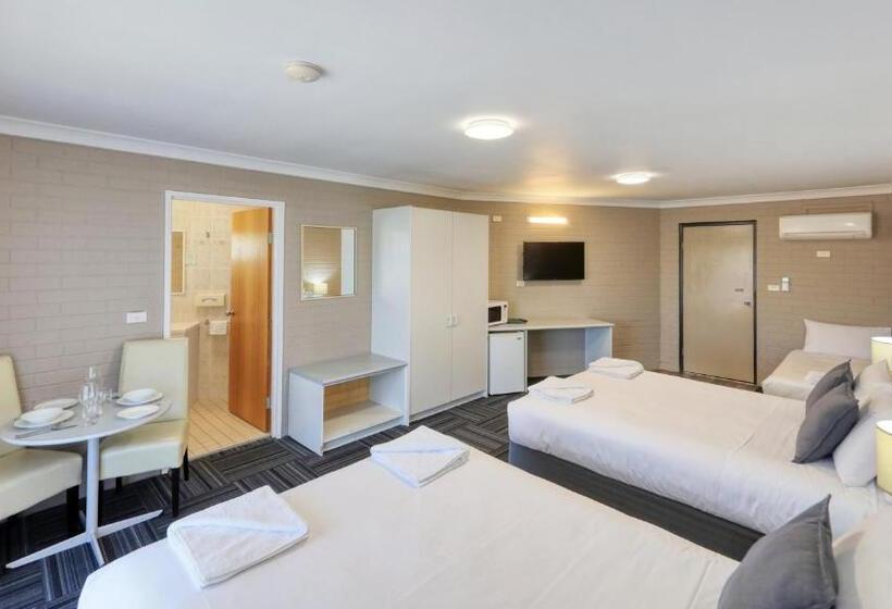 Canowindra Riverview Motel