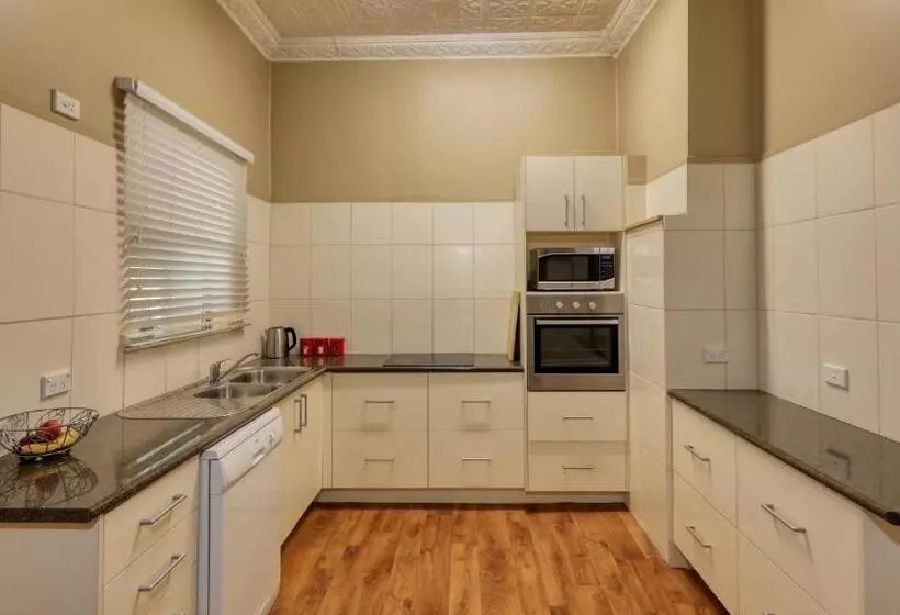 Canowindra Riverview Motel