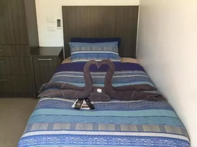 هتل Capricorn Village