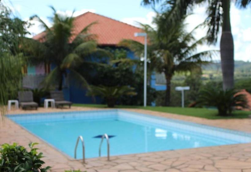 فندق Parque Do Avestruz Eco Resort