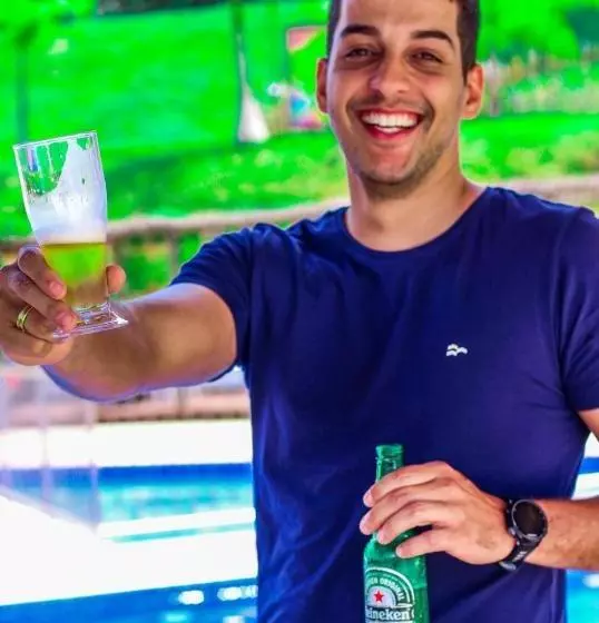 Hotelli Parque Do Avestruz Eco Resort