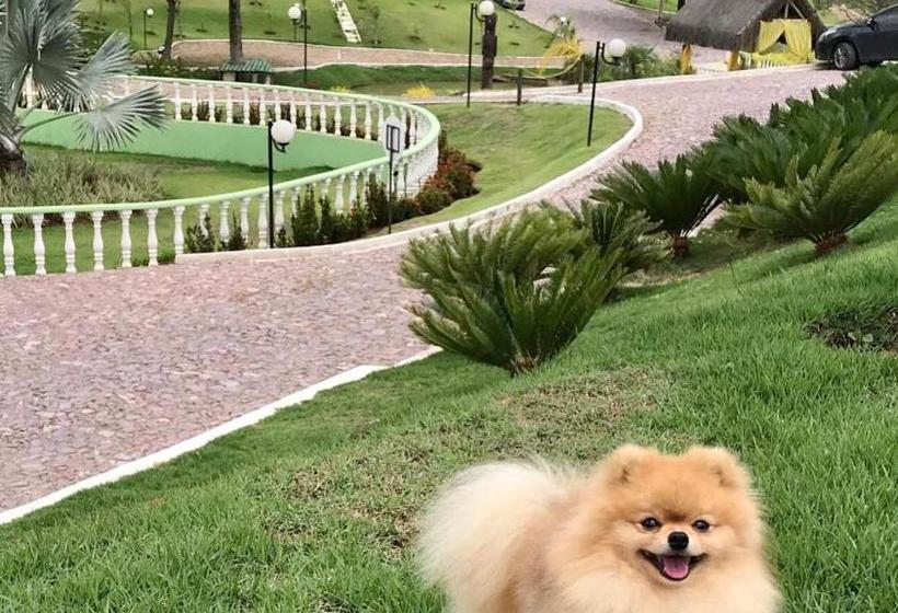 فندق Parque Do Avestruz Eco Resort