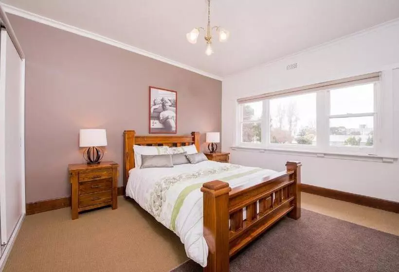 Jones On Wilson Boutique B&b