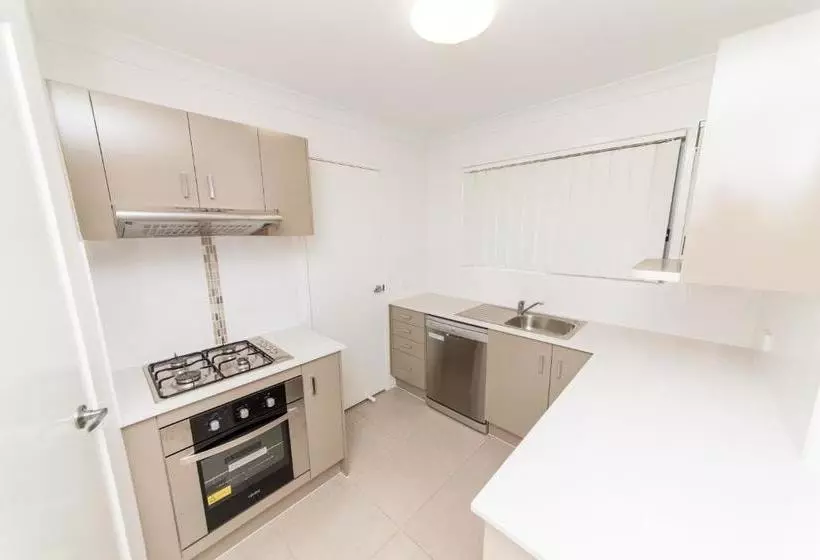 Lillypilly Resort Apartments