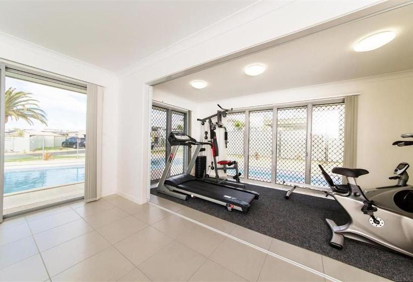 Lillypilly Resort Apartments