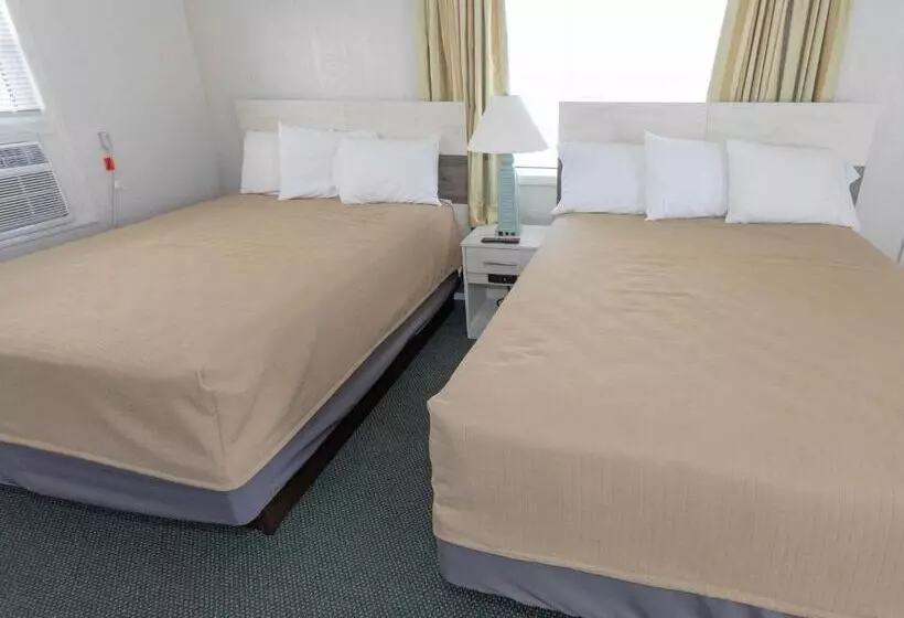 Fish Tales Boardwalk Inn & Ocean Mecca Motel