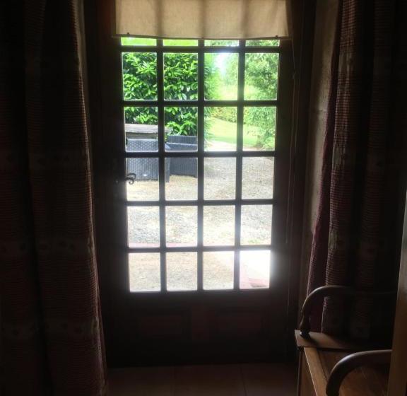 Pensiune Chambres D'hôtes La Bastide Des Trémières