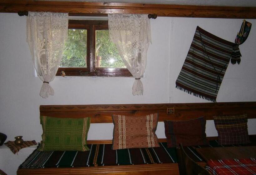 פנסיון Guest House Hristovi