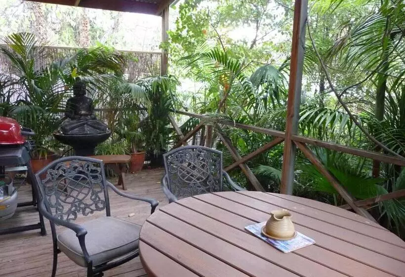 Majatalo Orchard Garden