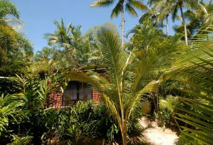 リゾートホテル Sejala Beach Huts