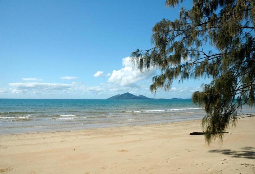 리조트 Sejala Beach Huts